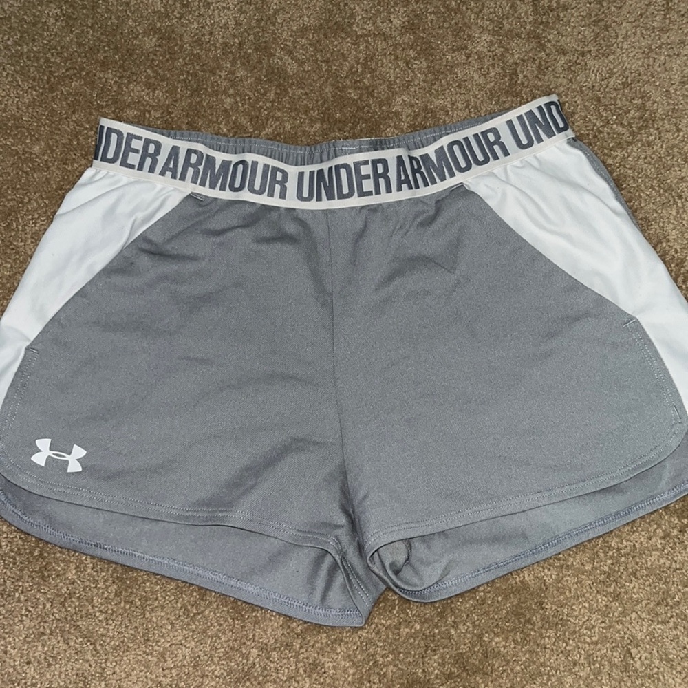 Under armor grey shorts Womens size medium